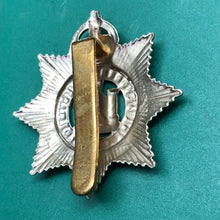 Charger l'image dans la galerie, Original WW2 British Army Cap Badge - The Devonshire Regiment - The Militaria Shop