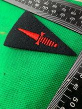 Load image into Gallery viewer, British Army Commando Qualification Cloth Badge - The Militaria Shop