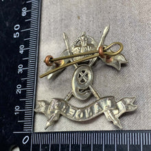 Charger l'image dans la galerie, Original WW2 British Army 9th Queen's Royal Lancers Cap Badge - The Militaria Shop