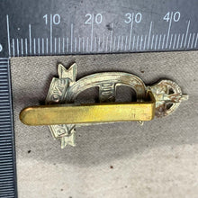 Charger l'image dans la galerie, Original WW2 British Army 22nd Dragoon Guards Cap Badge - King's Crown - The Militaria Shop