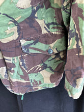 Charger l'image dans la galerie, Original British Army 1968 68 Pattern DPM Combat Jacket Smock - 40" Chest - The Militaria Shop