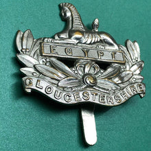 Load image into Gallery viewer, Original WW1/WW2 British Army Cap Badge - The Gloucestershire Regiment - The Militaria Shop