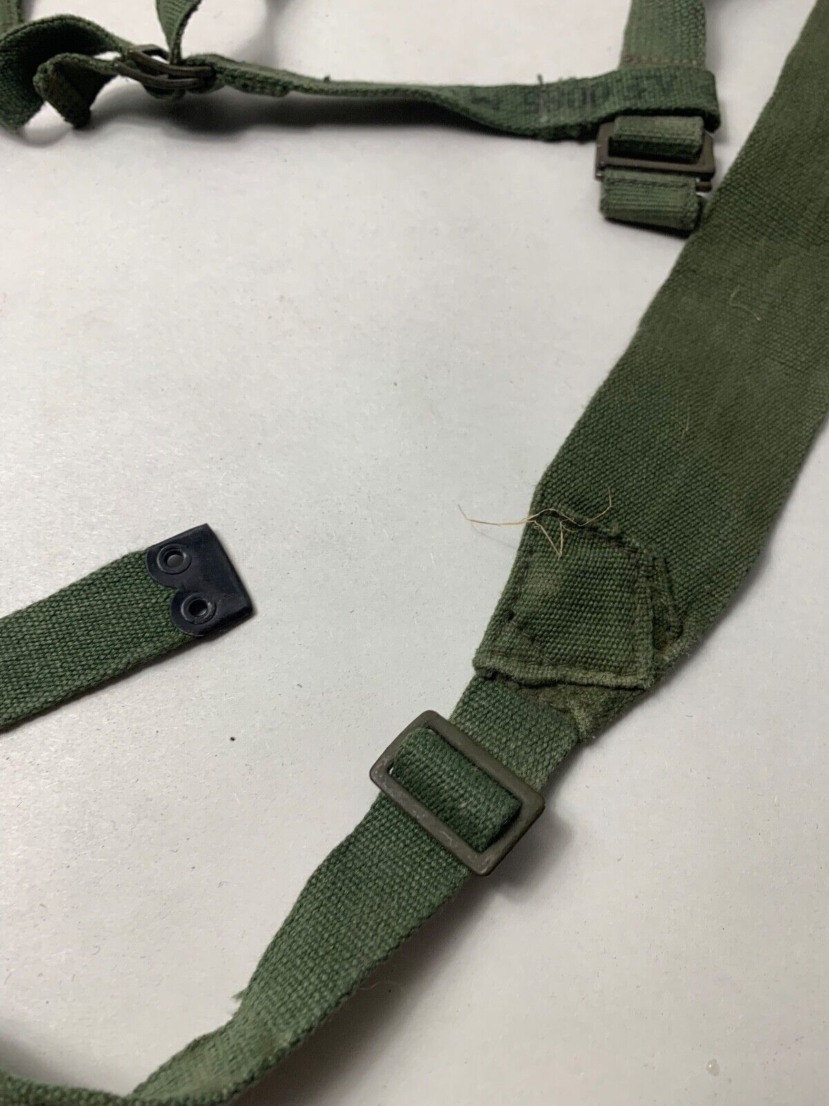 Original WW2 British Army 44 Pattern Shoulder Cross Straps Set - 1945 Dated - The Militaria Shop