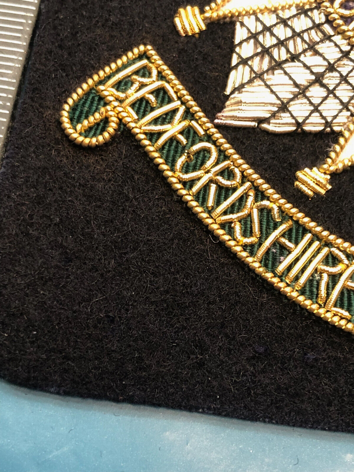 British Army Bullion Embroidered Blazer Badge - Bedfordshire & Hertfordshire - The Militaria Shop