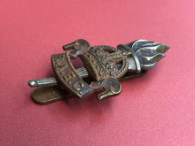 Load image into Gallery viewer, Original WW2 British Army Royal Army Education Corps Cap Badge - The Militaria Shop