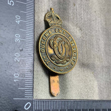 Load image into Gallery viewer, Original WW2 7th Queen's Own Hussars British Army Cap Badge - The Militaria Shop