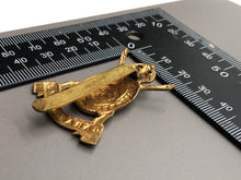 Load image into Gallery viewer, Original British Army WW2 British Army Hampshire Yeomanry Carabiniers Cap Badge - The Militaria Shop