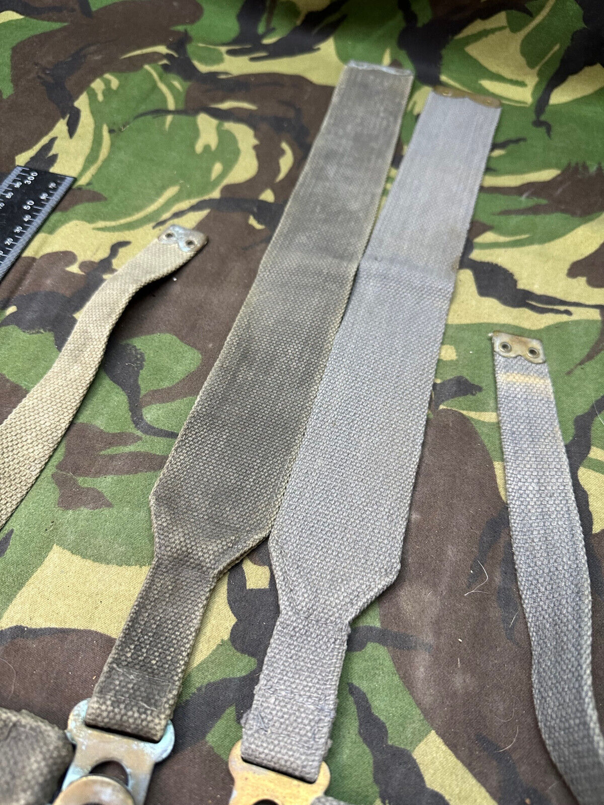 Original British Royal Air Force RAF Blue L Strap Pair - WW2 37 Pattern - The Militaria Shop