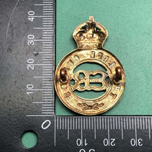 Load image into Gallery viewer, Original British Army Edward VIII The Life Guards Cap Badge - The Militaria Shop