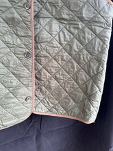 Lade das Bild in den Galerie-Viewer, Genuine British Army Green Cold Weather Combat Parka Jacket Liner Gilet - 170cm - The Militaria Shop