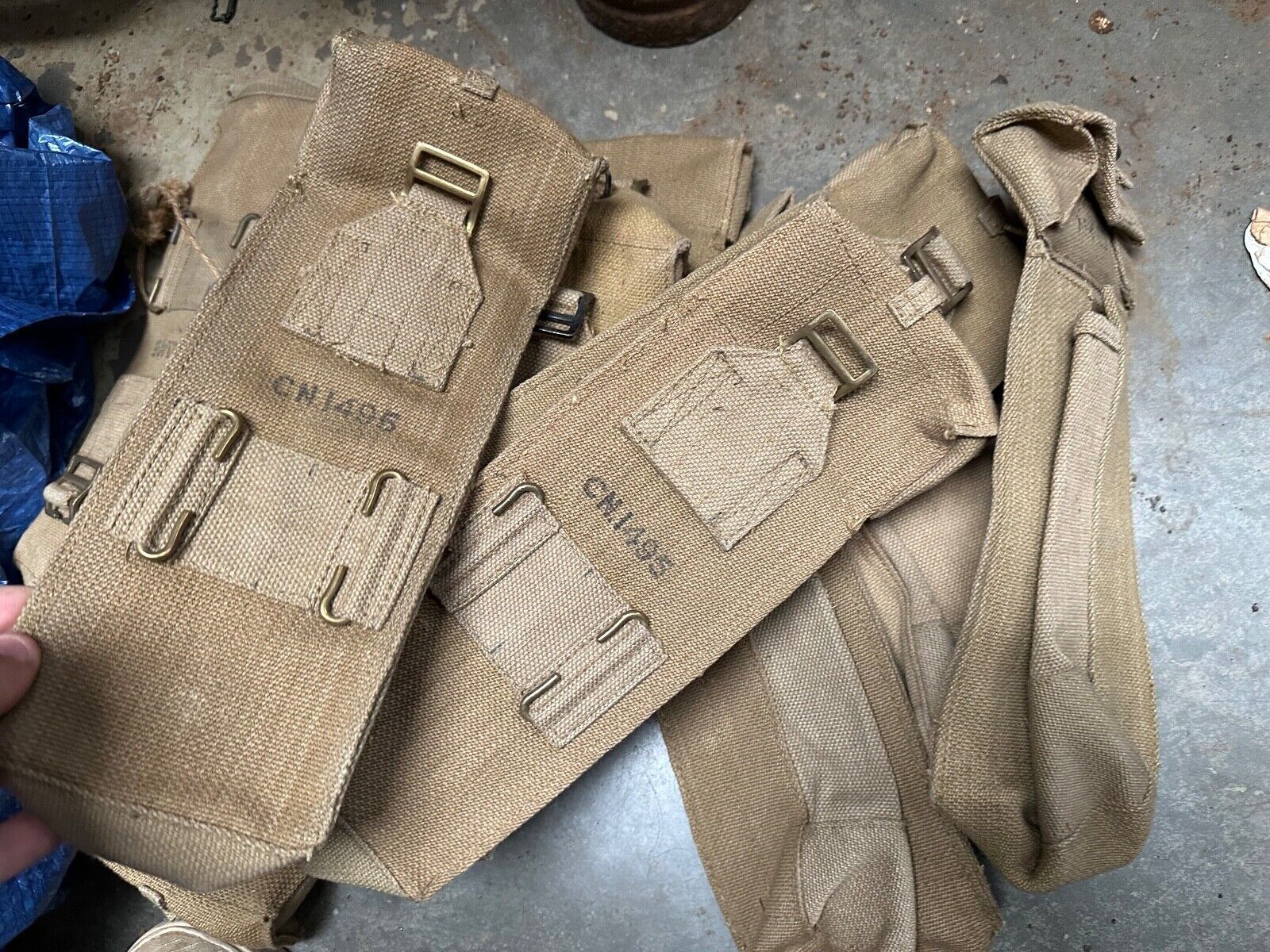 Original British Army WW2 Pattern 37 Pattern Khaki Army Bren Pouch - The Militaria Shop