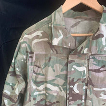 Load image into Gallery viewer, Genuine British Army Warm Weather Jacket MTP Camo IR Treated - 180/96 - The Militaria Shop