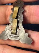 Charger l'image dans la galerie, Original WW2 British Army Economy Bakelite Royal Army Labour Corps Cap Badge - The Militaria Shop