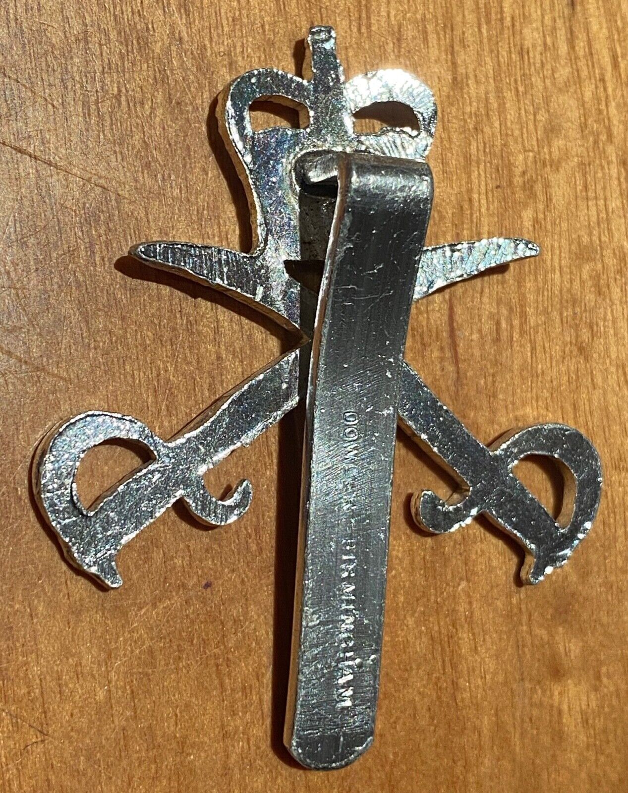 An ARMY PHYSICAL TRAINING CORPS staybrite Cap Badge which is MAKER MARKED - The Militaria Shop