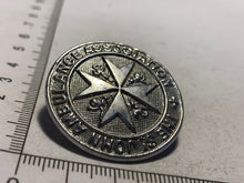 Charger l'image dans la galerie, Vintage " St Johns Ambulance Association" Metal Lapel Badge - The Militaria Shop