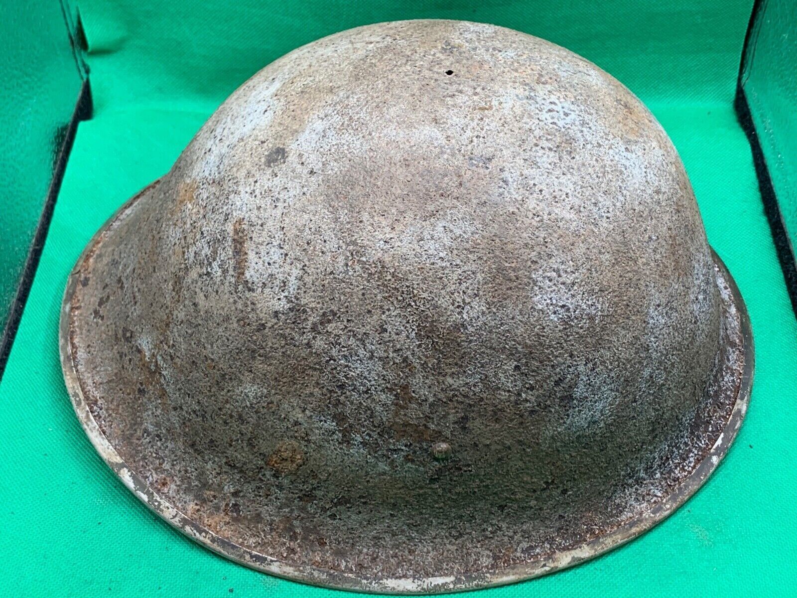 Genuine WW2 Canadian & British Army Helmet - Turtle Mk3 Helmet - The Militaria Shop