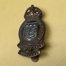 Load image into Gallery viewer, Original WW2 British Army Royal Army Ordnance Corps RAOC Cap Badge - The Militaria Shop