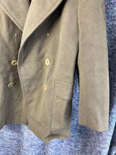 Load image into Gallery viewer, Original WW2 British Army Officers Private Purchase Jeep Greatcoat - 38" Ch - The Militaria Shop