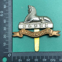 Load image into Gallery viewer, Original WW2 British Army Cap Badge - The Lincolnshire Regiment - The Militaria Shop