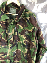 Lade das Bild in den Galerie-Viewer, RARE User Trials Jacket! British Army DPM Combat Smock - Size 190/104 - The Militaria Shop