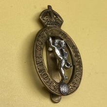 Load image into Gallery viewer, Original WW2 British Army Cap Badge - Royal Corps of Signals - The Militaria Shop