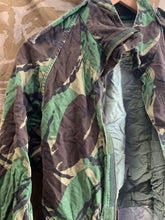 Charger l'image dans la galerie, Genuine British Army Issue DPM Combat Smock - Size 170/92 - The Militaria Shop