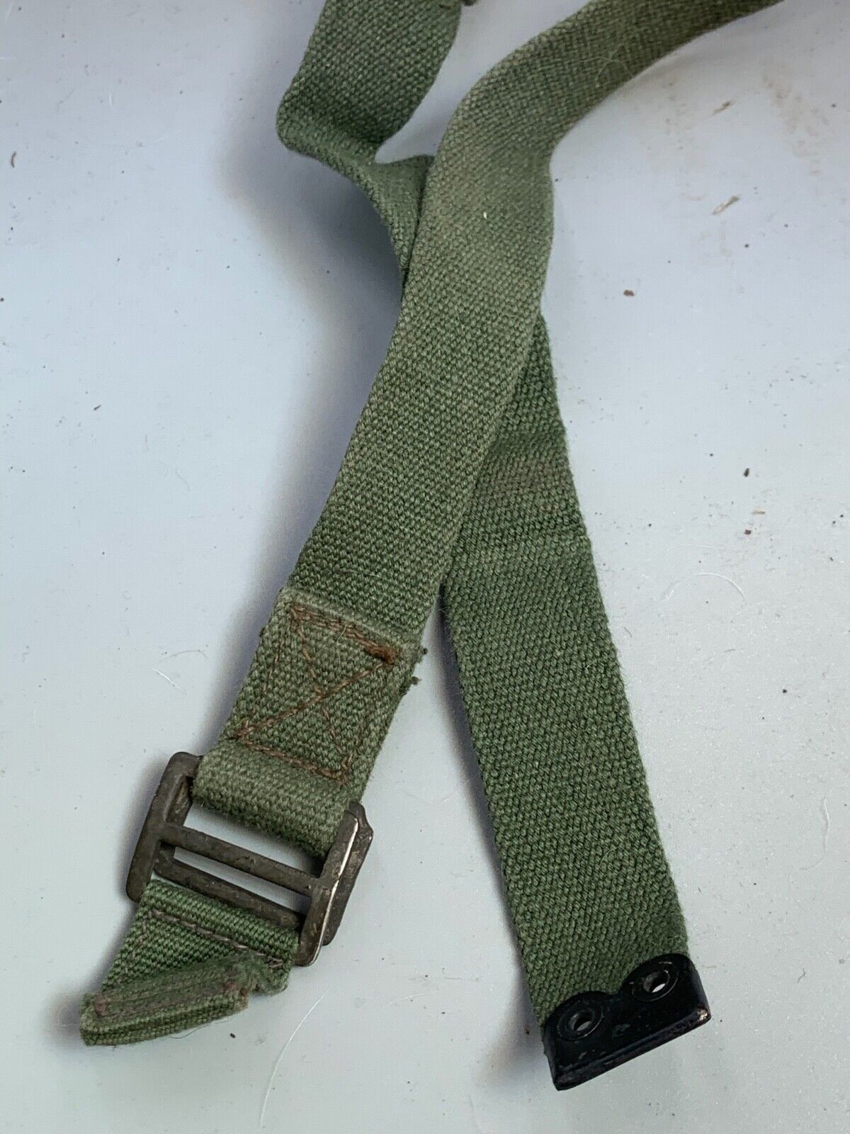 Original WW2 British Army 44 Pattern Shoulder Strap - 1945 Dated - The Militaria Shop