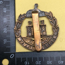 Load image into Gallery viewer, Original WW2 British Army Dorsetshire Regiment Cap Badge - The Militaria Shop