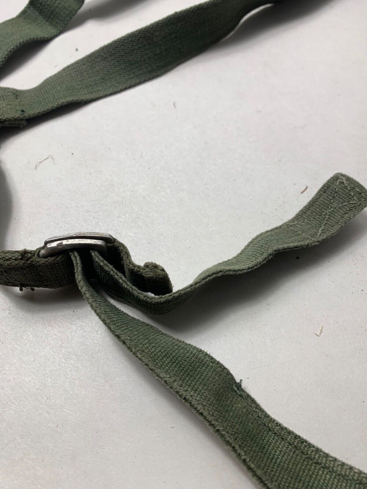 Original WW2 British Army 44 Pattern Shoulder Cross Straps Set - 1945 Dated - The Militaria Shop