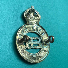 Load image into Gallery viewer, Original British Army Edward VIII The Life Guards Cap Badge - The Militaria Shop