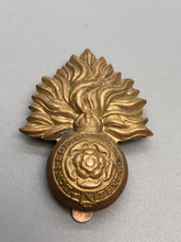 Load image into Gallery viewer, Original British Army WW2 British Army Royal Fusiliers Cap Badge - The Militaria Shop