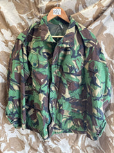 Load image into Gallery viewer, Genuine British Army 1968 Pattern DPM Combat Smock - Size 2 - 38" Chest - The Militaria Shop