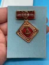 Lade das Bild in den Galerie-Viewer, Genuine East German DDR Collective Socialist Work Labor Badge White Box - The Militaria Shop