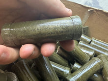 Charger l'image dans la galerie, Original WW2 US Airborne / Army Green & Loam Camouflaged Face Paint - The Militaria Shop