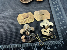 Load image into Gallery viewer, Genuine Unissued Kings Regiment Bi-Metal British Army Collar Badges - The Militaria Shop