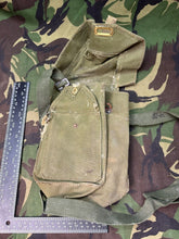 Load image into Gallery viewer, Original WW2 British Army Soldiers Assault Gas Mask Bag - The Militaria Shop
