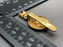 Load image into Gallery viewer, WW1 British Army Royal Devon Yeomanry R.F.A. Cap Badge - The Militaria Shop