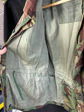 Load image into Gallery viewer, Original British Army 1968 68 Pattern DPM Combat Jacket Smock - 40" Chest - The Militaria Shop