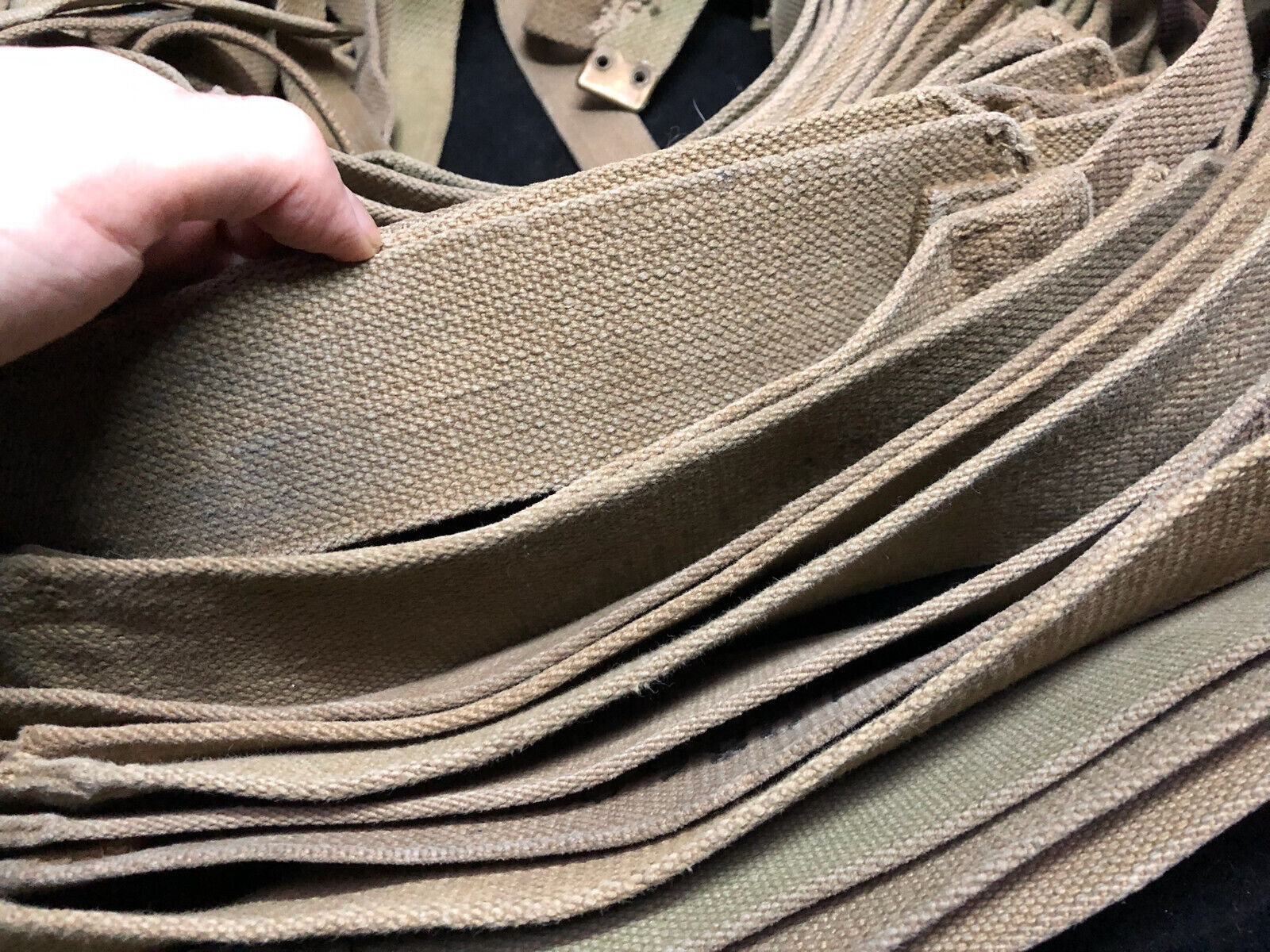 Original WW2 British Army 37 Pattern Shoulder Strap - Size Normal - The Militaria Shop