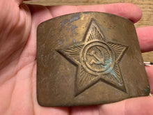 Charger l'image dans la galerie, Genuine WW2 USSR Russian Soldiers Army Brass Belt Buckle - 115 - The Militaria Shop