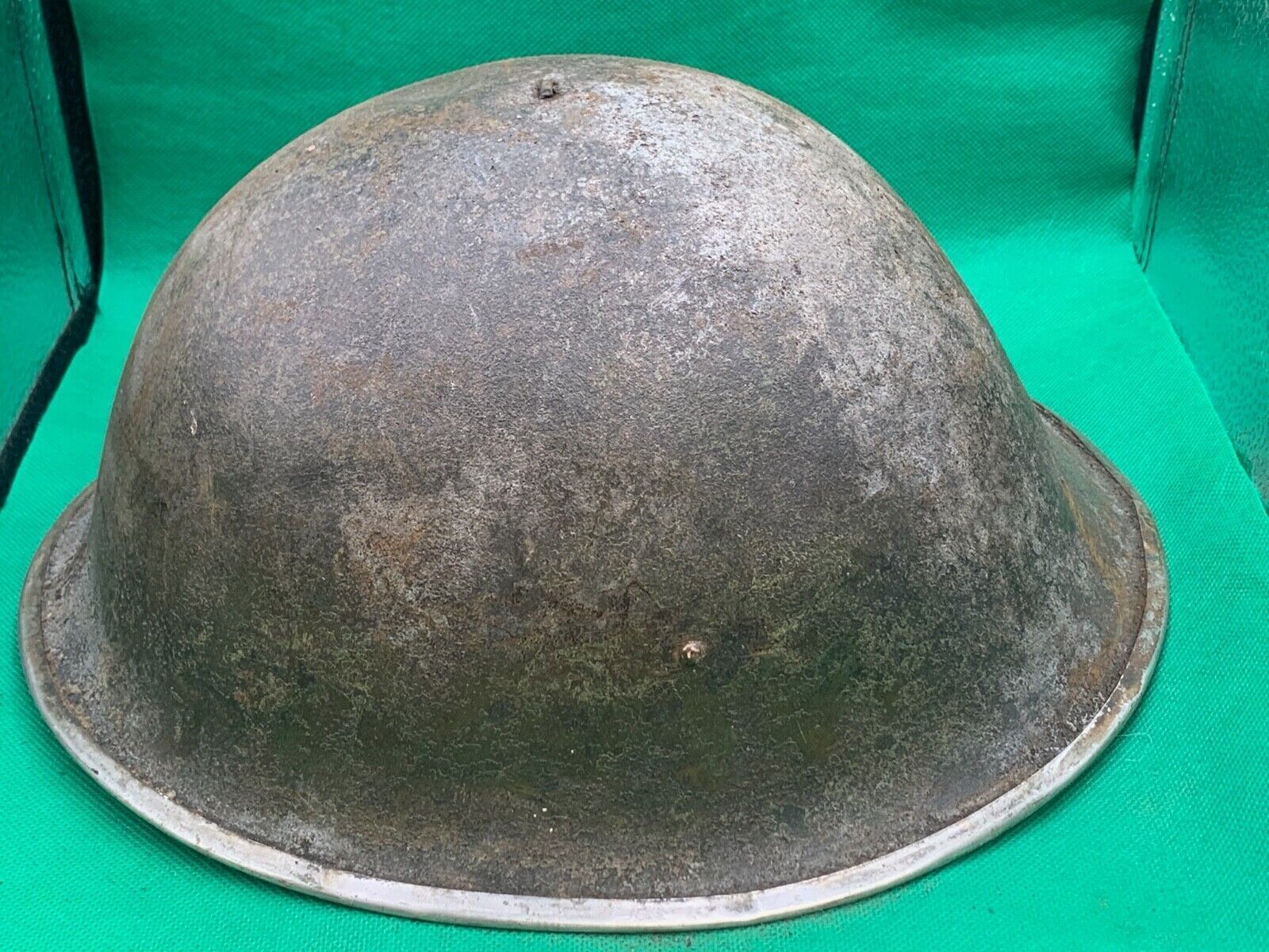 Original WW2 British Army / Canadian Army Mk3 Turtle Combat Helmet - The Militaria Shop
