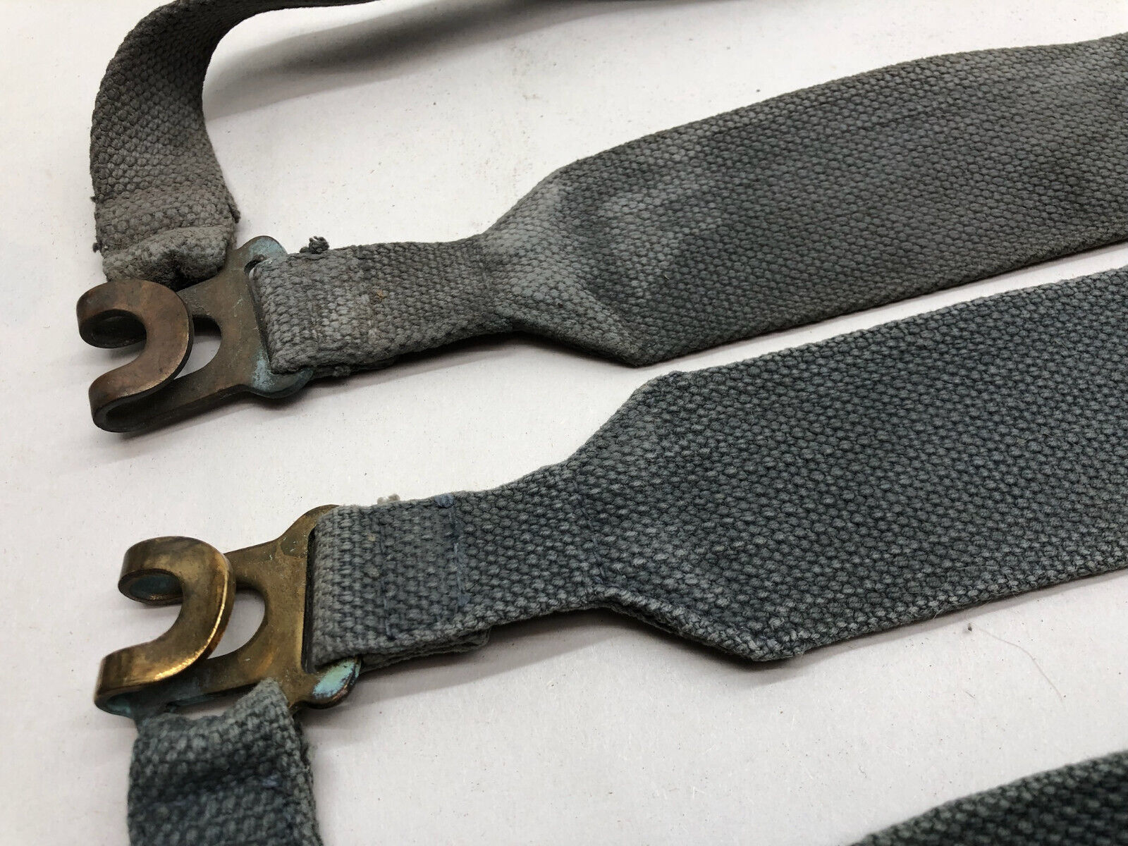 Original WW2 British Royal Air Force Blue 37 Pattern L Strap Set - The Militaria Shop