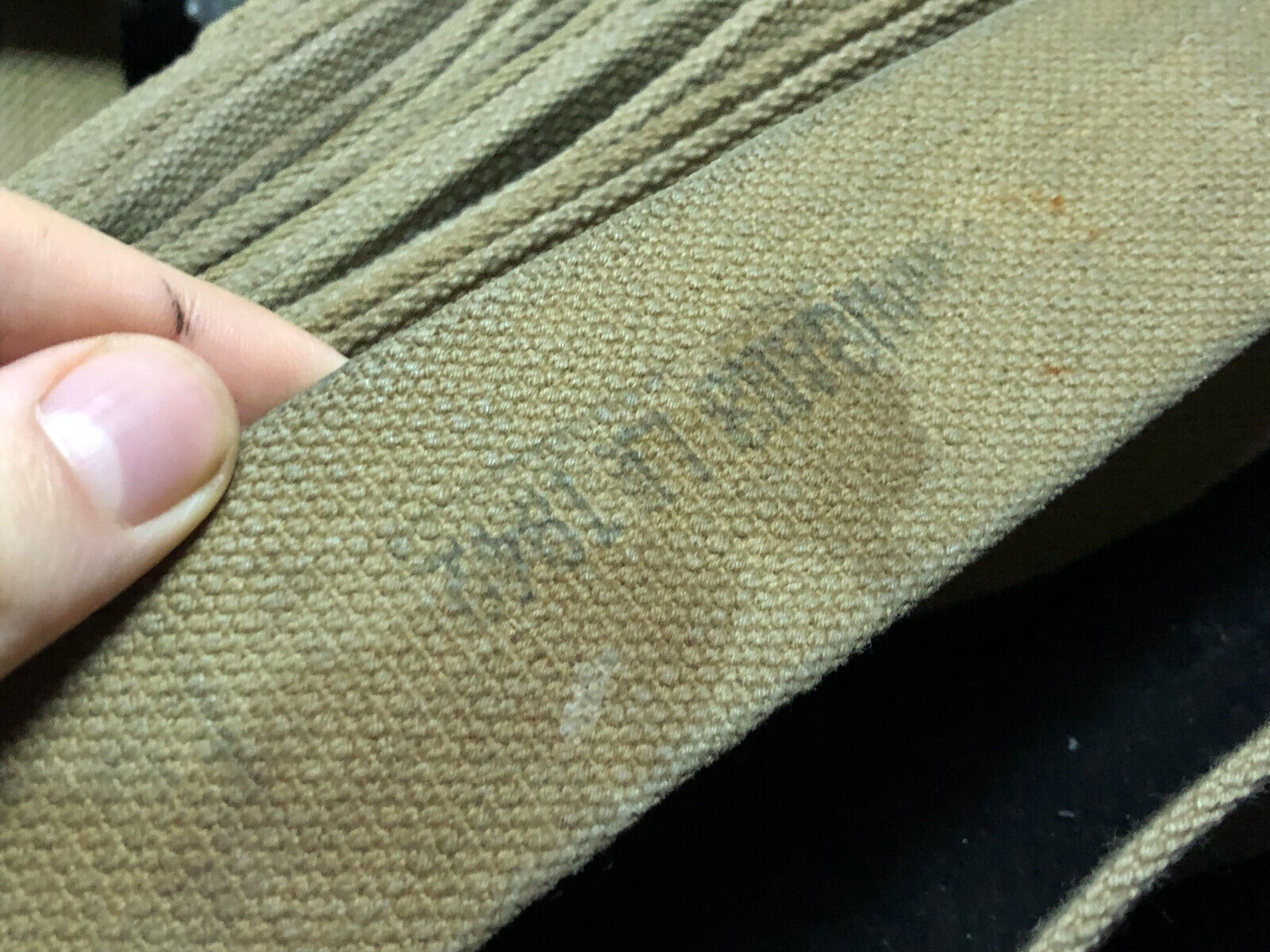 Original WW2 British Army 37 Pattern Shoulder Strap - Wartime Dated Size Normal - The Militaria Shop