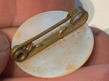 Lade das Bild in den Galerie-Viewer, WW1 / WW2 British Army, The Royal Army Service Corps - Mother of Pearl Brooch - The Militaria Shop