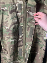 Charger l'image dans la galerie, Genuine British Army MTP Camouflage Combat Jacket - 180/96 - The Militaria Shop