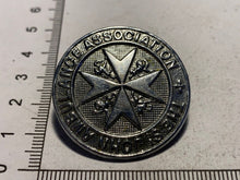 Charger l'image dans la galerie, Vintage " St Johns Ambulance Association" Metal Lapel Badge - The Militaria Shop