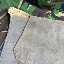 Charger l'image dans la galerie, British Army / RAF 37 Pattern Large Pack - WW2 Pattern -Used Condition Original - The Militaria Shop