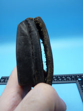 Charger l'image dans la galerie, Black Leather CMP 45 Colt Auto 45 Single Mag Pouch - Price Western Leather - The Militaria Shop