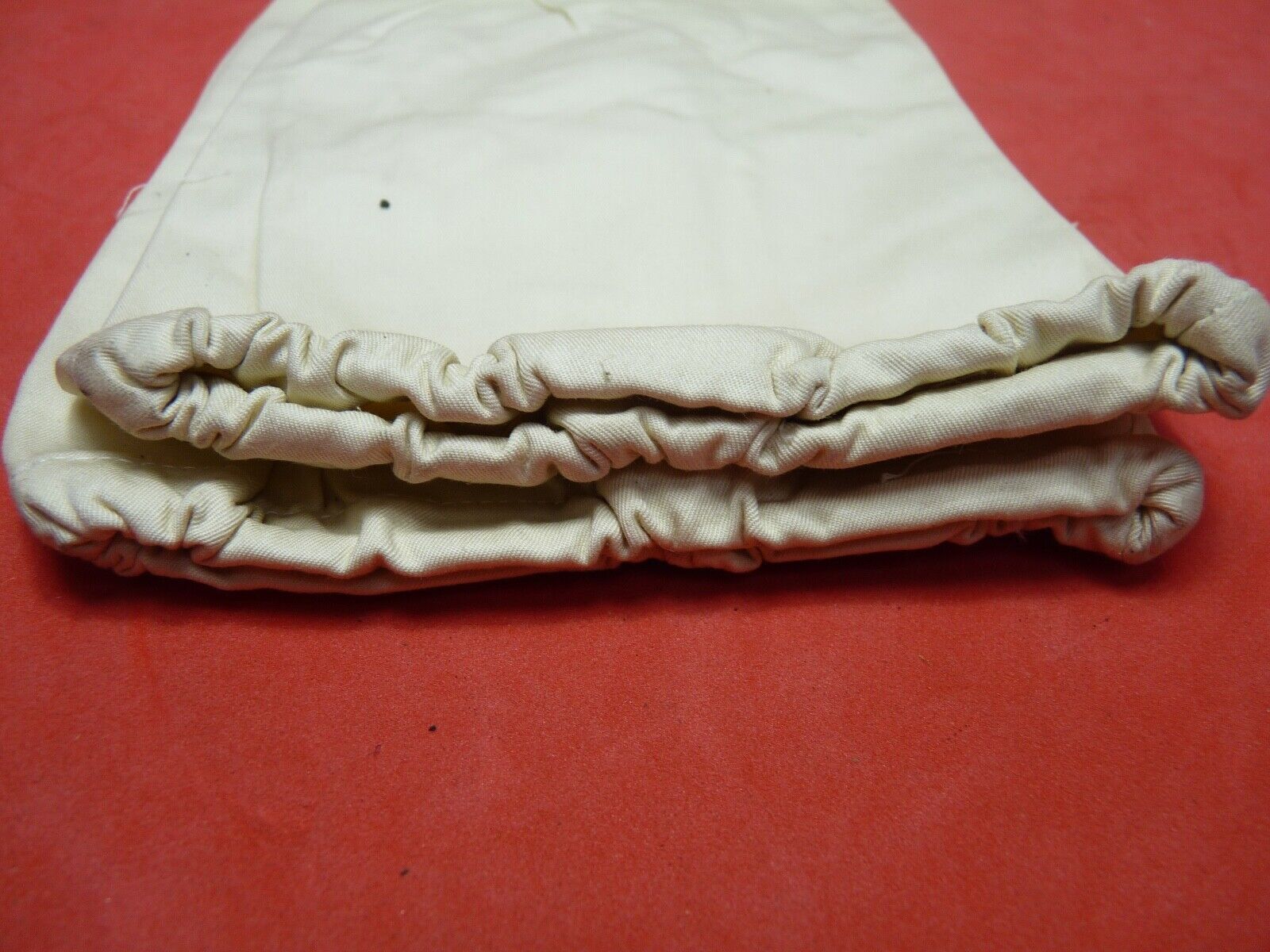 Original WW2 British Army Gunners Winter White Gloves - Dated 1941 - The Militaria Shop