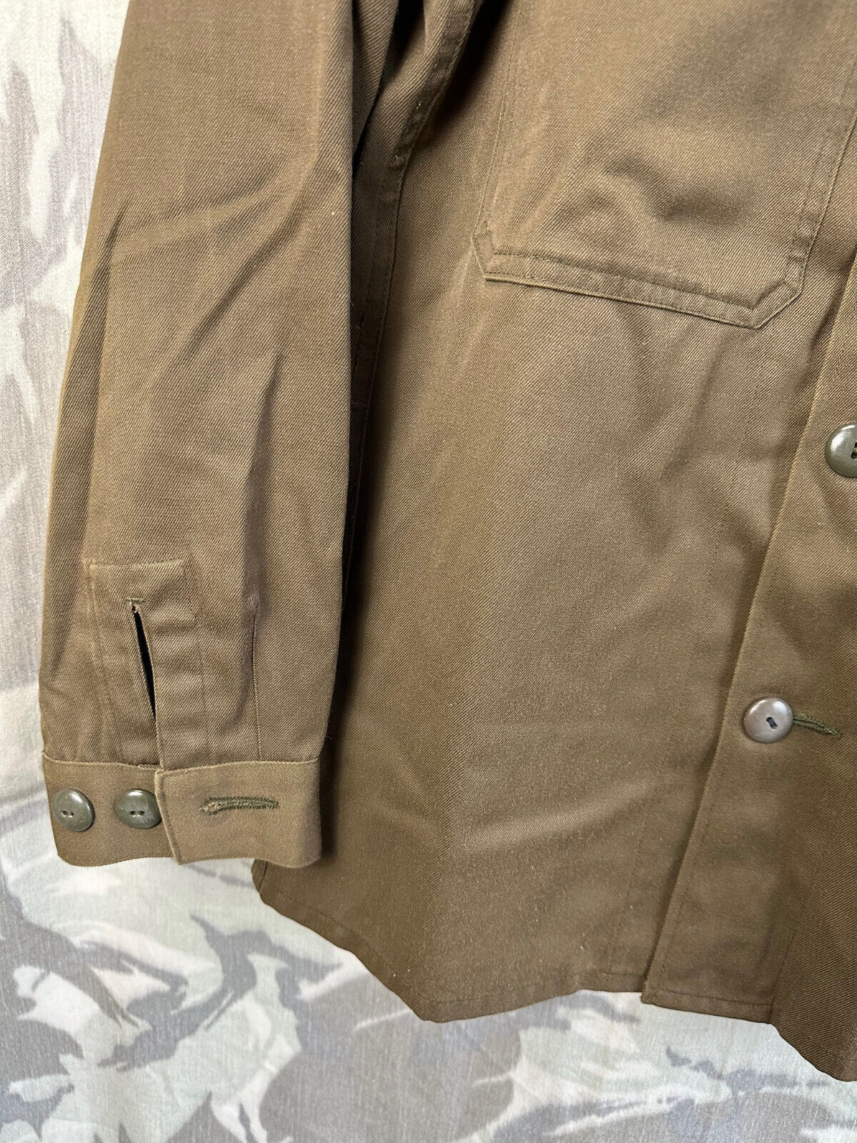 Genuine Austrian Army Cold War Era Pilots Combat Shirt & Insignia- 88-92cm C - The Militaria Shop